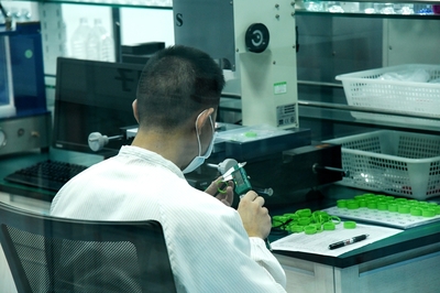 河北紅帽子制蓋